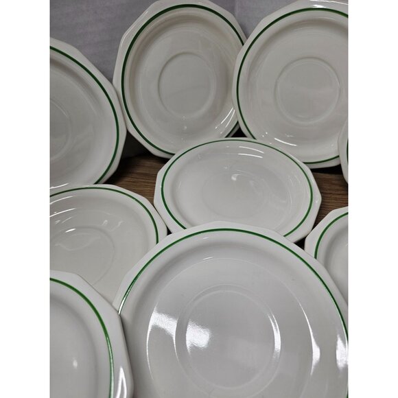 Pfaltzgraff Christmas Heritage Dishes Saucers 15 piece set - Picture 3 of 5